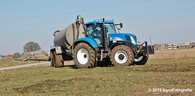 New Holland T6080 + Agrimat Challenger (28)