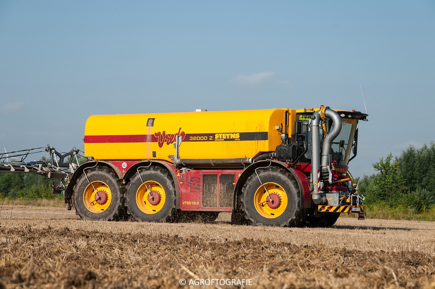 Vredo VT 5518-3 + Fendt 936 (Bouwland, 15-08-2016) (26 van 131)jpg